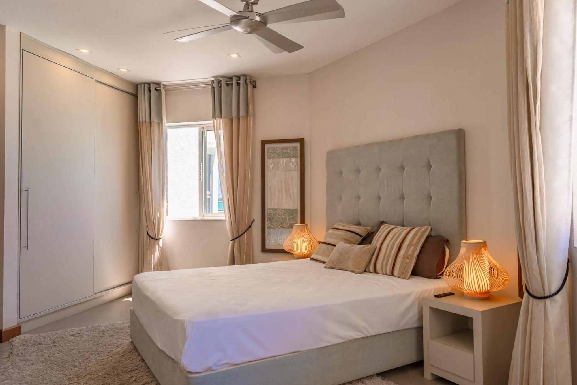 Beachfront Luxurious Stunning Sunset Boulevard Apartment, Grand Baie Exterior foto