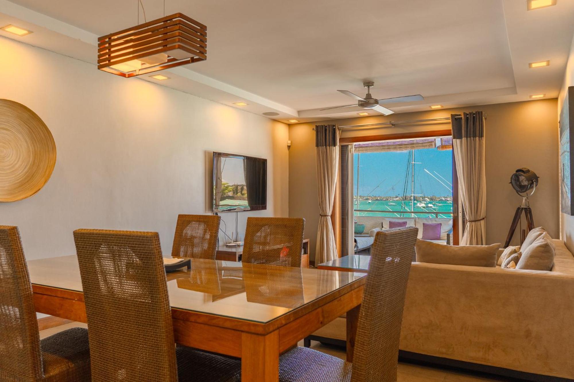 Beachfront Luxurious Stunning Sunset Boulevard Apartment, Grand Baie Exterior foto